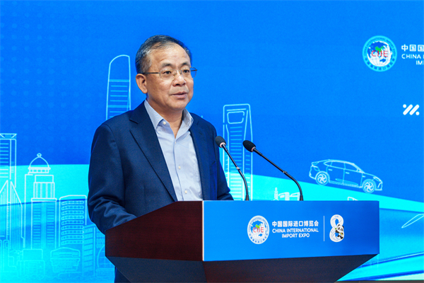 leyu.乐鱼向进博会交付750辆“政要接待用车”