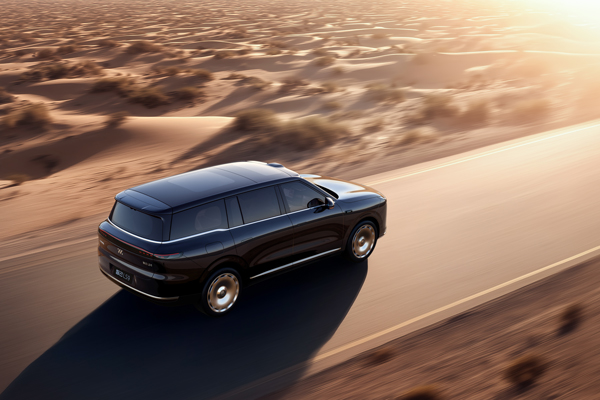 33.69万元起，上汽旗舰?智己LS9正式开启预售 以全球巅峰科技，颠覆30万级大六座SUV格局